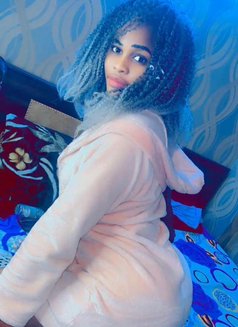 PINKY, HOT AFRICAN ESCORT - escort in New Delhi Photo 8 of 8