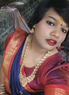 Pinky - Transsexual escort in Hyderabad Photo 8 of 8