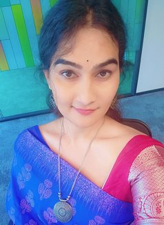 Pinky - Transsexual escort in Hyderabad Photo 2 of 2