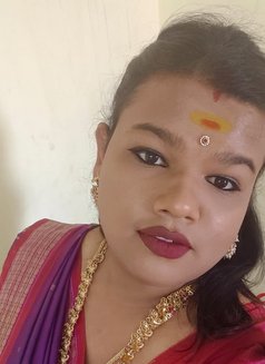 Pinky - Acompañantes transexual in Hyderabad Photo 11 of 12