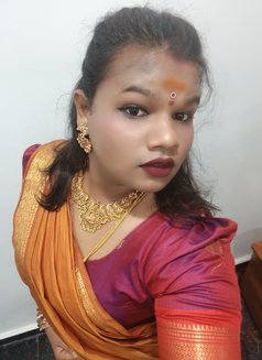 Pinky - Transsexual escort in Hyderabad Photo 11 of 11