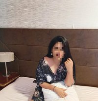 SOUTH INDIAN ACTRESS - puta in Dubai Photo 12 of 12