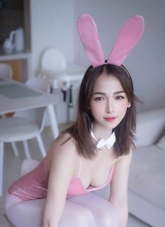 Pinky - escort in Tokyo Photo 5 of 7