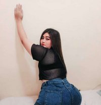 Pinky - escort in Doha