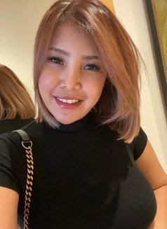 PINKY THAI GFE Nuru massage - escort in Dubai Photo 10 of 11