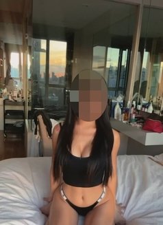 Pinky Thai - escort in Dubai Photo 2 of 5