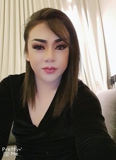 Pinky Thailand - Transsexual escort in Jeddah Photo 2 of 5