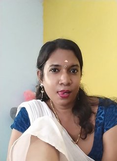 Pinky the Unicorn - Transsexual escort in Bangalore Photo 8 of 12
