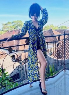 Pinky Valentina - Acompañantes transexual in Bali Photo 1 of 12
