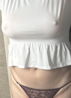 Pinky69 - Male escort in Sydney Photo 3 of 7
