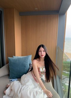 Pinkypie - escort in Thane Photo 3 of 8