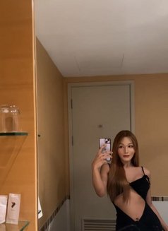 Pinny - Transsexual escort in Taipei Photo 18 of 19