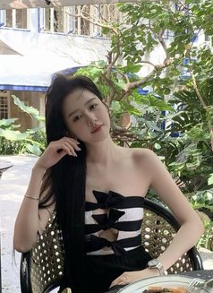 Piona - puta in Bangkok Photo 4 of 6