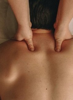 Pips Massage - Acompañantes masculino in Beirut Photo 1 of 10