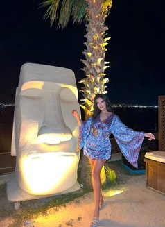 Daria - escort in Cairo Photo 9 of 13