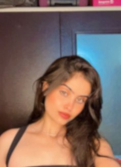 𝗣𝗿𝗮𝗰𝗵𝗶 𝗔𝗺𝗯𝗲𝗿 𝗛𝗮𝘇𝗲𝗹 𝗘𝘆e - escort in Mumbai Photo 11 of 16