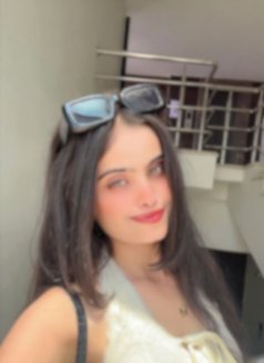 𝗣𝗿𝗮𝗰𝗵𝗶 𝗔𝗺𝗯𝗲𝗿 𝗛𝗮𝘇𝗲𝗹 𝗘𝘆e - escort in Mumbai Photo 10 of 16