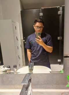 Pitz - masseur in Al Sohar Photo 4 of 16