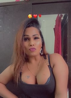 Piu T-Girl - Acompañantes transexual in Ahmedabad Photo 15 of 19