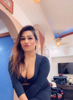 Piu T-Girl - Transsexual escort in Navi Mumbai Photo 8 of 9