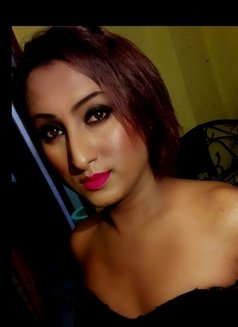 Piya Gupta - Transsexual escort in Mumbai Photo 14 of 14