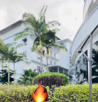 Piya - puta in Kathmandu