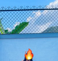 Piya - puta in Kathmandu