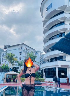 Piya - puta in Kathmandu Photo 4 of 4