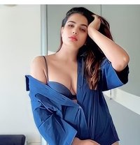 Cem show real meeting - escort in Chandigarh
