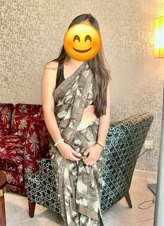 19yrs Piyanka back to dxd - escort in Dubai Photo 5 of 5