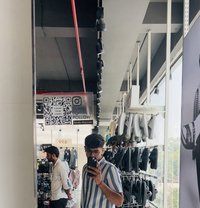 Piyush - Male escort in Gurgaon