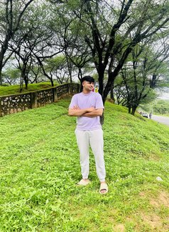 Piyush - Male escort in Gurgaon Photo 5 of 5