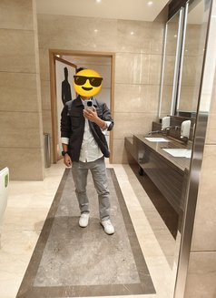 Piyush - Long Stamina - Male escort in New Delhi Photo 1 of 1