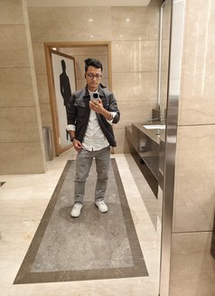 Piyush Long Stamina - Male escort in New Delhi Photo 2 of 3