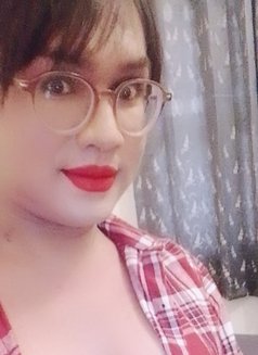 Pizza - Transsexual escort in Bangalore Photo 3 of 5