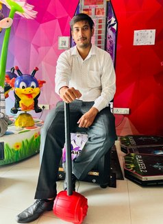 Play boy, chut ka nasha - Acompañantes masculino in New Delhi Photo 5 of 5
