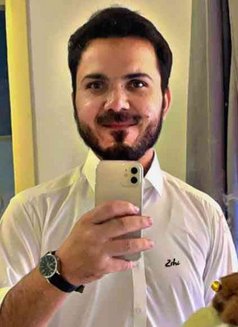 Suhaib - Male escort in Muscat Photo 2 of 3