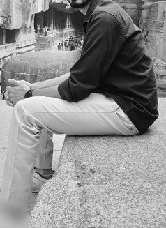 Playboy Abhi - Acompañantes masculino in Pune Photo 1 of 1