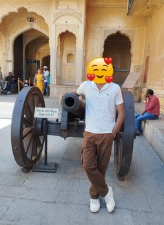 Playboy Abhi - Acompañantes masculino in Pune Photo 2 of 2