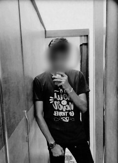 Playboy Abhi (night, Kitty Parties) - Acompañantes masculino in Pune Photo 5 of 5