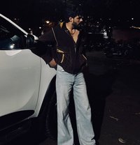 Playboy Noida - Acompañantes masculino in Noida