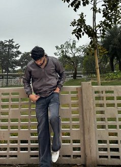 Playboy Noida - Acompañantes masculino in Noida Photo 3 of 8