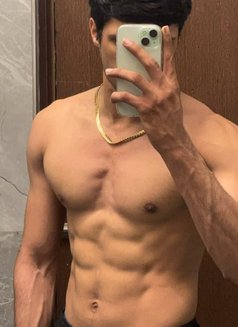 Playboy Noida - Acompañantes masculino in Noida Photo 5 of 8