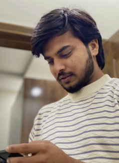 Playboy - Acompañantes masculino in Lahore Photo 2 of 3