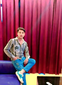 Playboy Raj - Male escort in Lucknow Photo 1 of 5