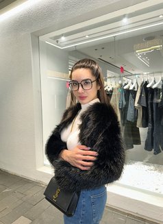 Playmate BITCH - Acompañantes transexual in Tokyo Photo 29 of 30