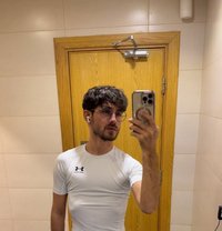 PlayWithAriel - Acompañantes masculino in Dubai