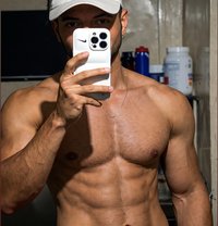 Fallen - Acompañantes masculino in Mumbai