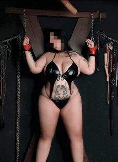 Please fuck me - puta in Muscat Photo 6 of 9