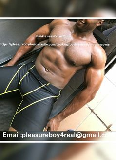 Pleasure Boy - Acompañantes masculino in Mombasa Photo 13 of 20